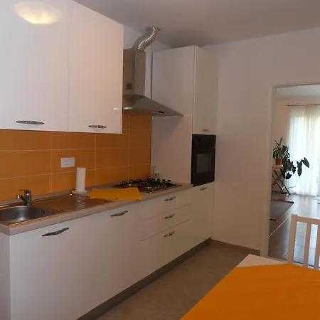 Oleandri A2 Mit Meerblickbalkon * Opatija